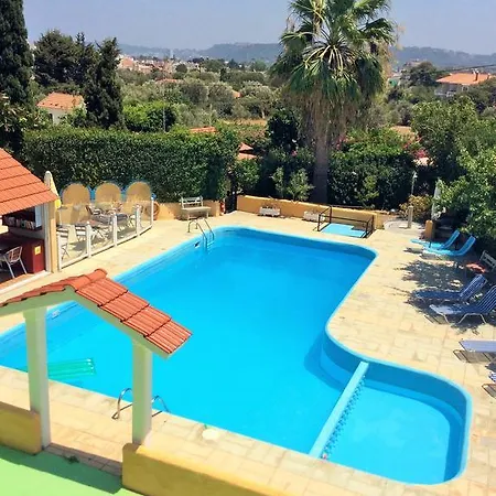 Sofia Ялиссос