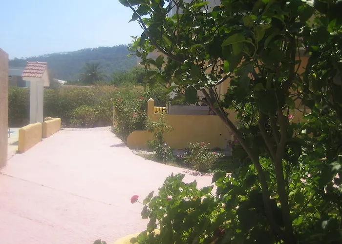 Sofia Aparthotel Ialysos (Rhodes)