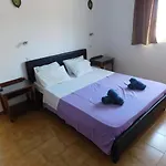 Sofia 4*