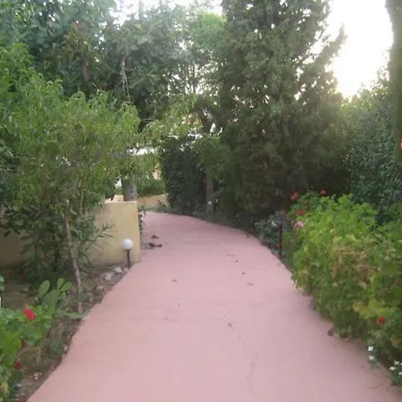 מלון דירות Sofia יאליסוס