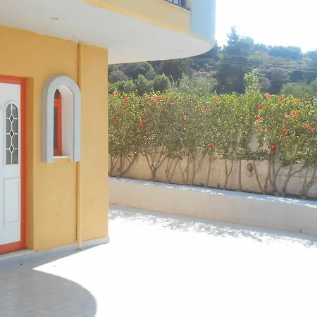 Sofia יאליסוס